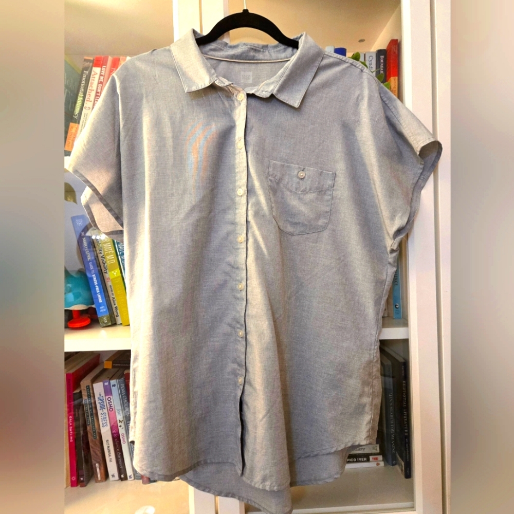MEC Cap Sleeve Button Down Blue Chambray Shirt